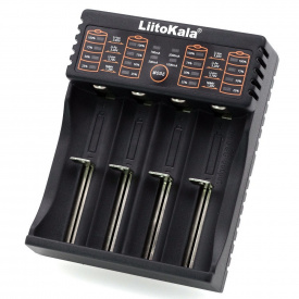 Зарядное устройство LiitoKala Lii 402 Black (az011-hbr)