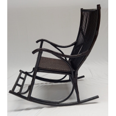 Кресло-качалка плетеное из ротанга Cruzo Elena в цвете темно-шоколадный Петрове