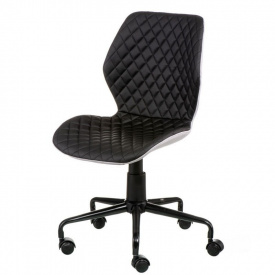 Кресло-офис Ray черное на колесиках для персонала