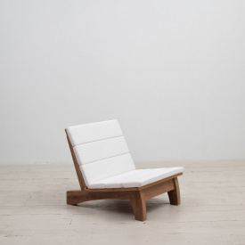 Мягкое деревянное кресло JecksonLoft Мони Белый 0189