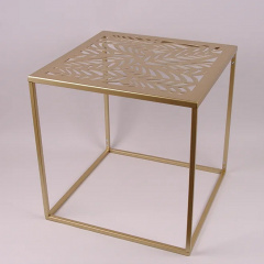 Столик металлический квадратный Flora 30082 45х45 см Золотистый (SK000823) Ивано-Франковск