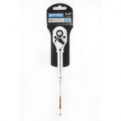 Ключ-тріскачка Apro з металевою ручкою CrV 3/8 72T (052089)