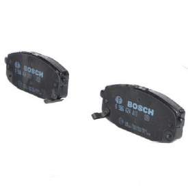 Тормозные колодки Bosch дисковые передние KIA Carens II -04 0986424811