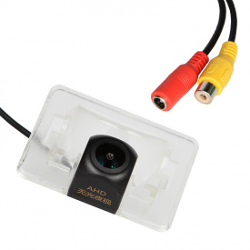 Автомобильная камера заднего вида FEELDO Mazda 5 170° IP67/IP68 (11106-62557)