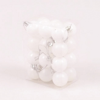 Набор пластиковых новогодних шаров Flora 24 шт D-4 см Белый (44409)