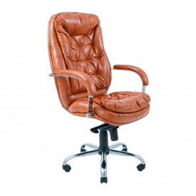 Офисное кресло Венеция Richman коньячный цвет кожзама мягкого сидения