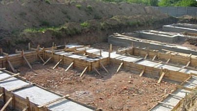 Будівництво стрічкового фундаменту