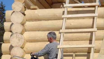 Будівництво деревяного будинку