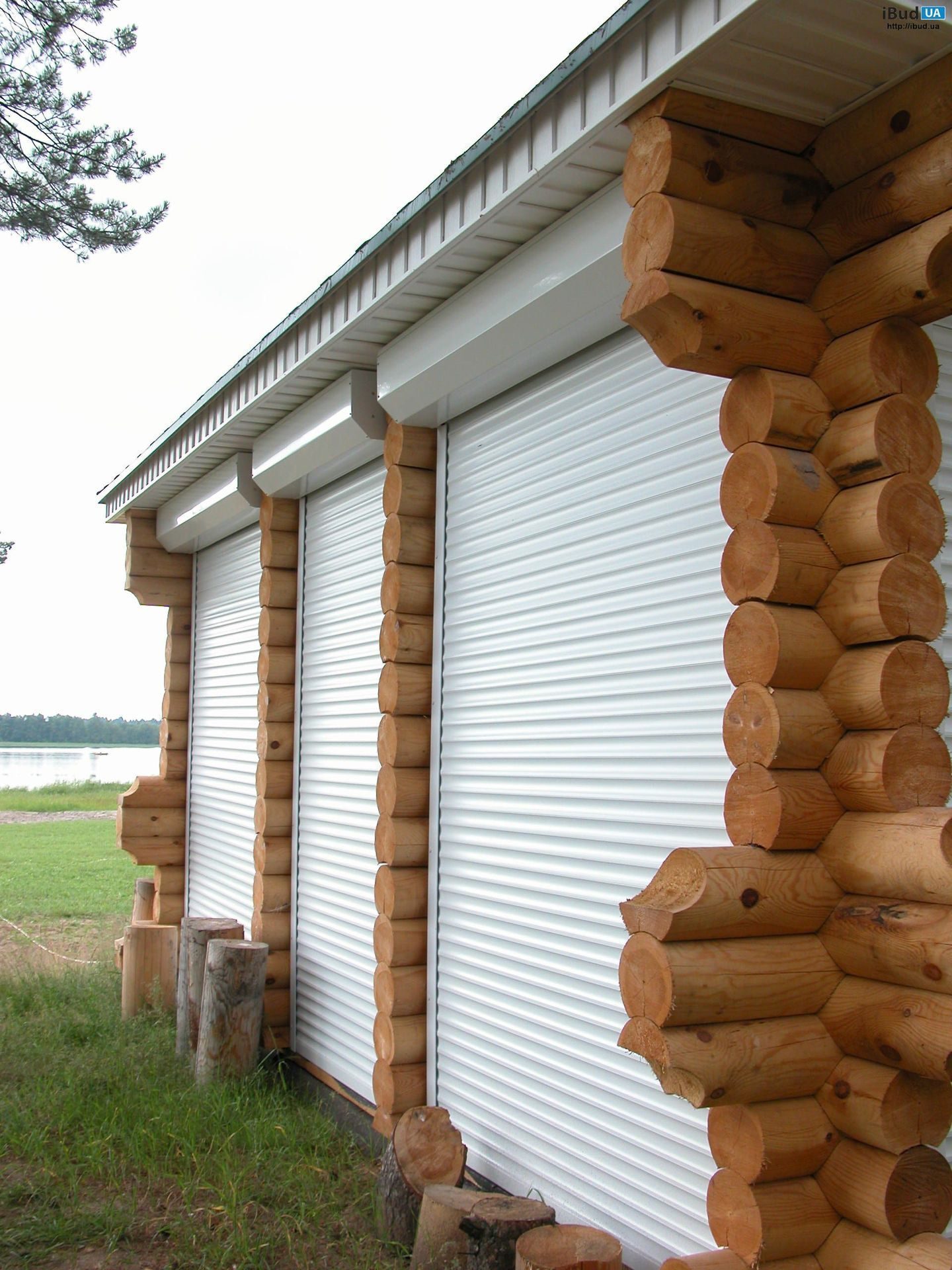 Защитные роллеты белые