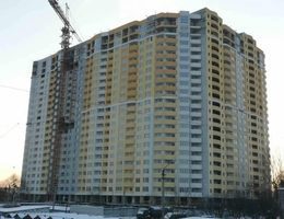 Покупателям жилья в пригороде Киева, восьмой год ожидающим квартир, предложили вступить в... кооператив