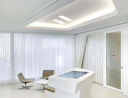 Суперсовременный дизайн Raiffeisen Bank в Цюрихе ФОТО