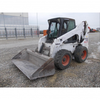 Аренда мини-погрузчика Bobcat S250