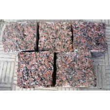 Бруківка гранітна Жадківська 100х100х50 мм червона