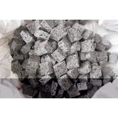 Гранитная брусчатка Покостовка улучшенная 100х100х50 мм серая Киев