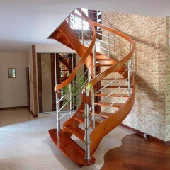 Лестница с гнутыми элементами Херсон