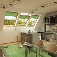 Мансардне вікно FAKRO FTS-V U2 обертальне 78x98 см Тячів