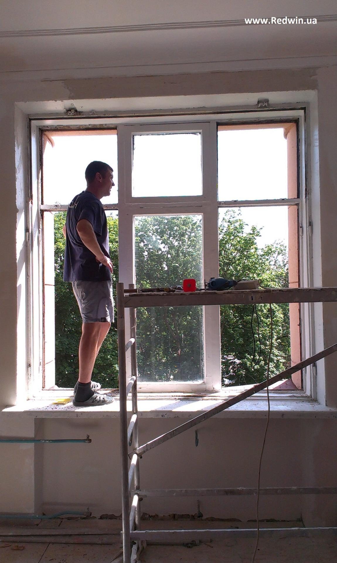 ПВХ вікна в університет від Редвин Груп