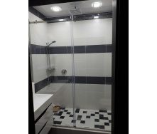 Душевые двери раздвижные для ванной в санузел
