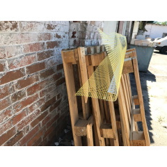 Кутник ПВХ із сіткою Valmiera 10х15 см 2,5 м Червоноград