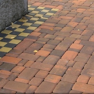 Тротуарная плитка Золотой Мандарин Старый город 120х40 мм сиена