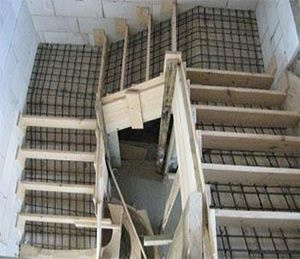 стоимость бетонной лестницы