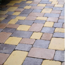 Тротуарна плитка Золотий Мандарин Плац Антик 160х60 мм на сірому цементі персиковий