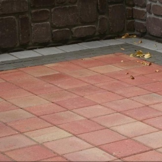 Тротуарная плитка Золотой Мандарин Квадрат большой 200х200х60 мм на сером цементе красный
