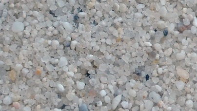 Где применяется кварцевый песок?