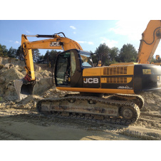 Разработка котлована с использованием экскаватора JCB 240