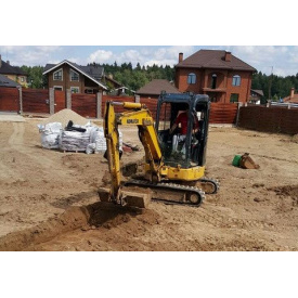 Оренда міні-екскаватора Komatsu PC 35