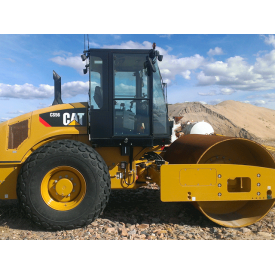 Аренда грунтового катка CAT