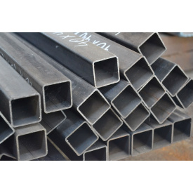 Труба квадратная 40х25х1,8 мм 6,06 м