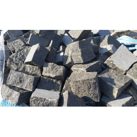 Бруківка гранітна колота Габро 10х10х5 см