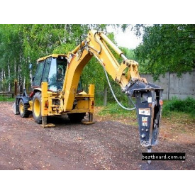 Аренда экскаватора JCB 3CX с гидромолотом