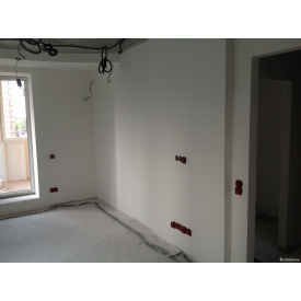 Штукатурка стін кімнати