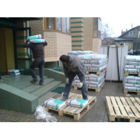 Винесення будматеріалів