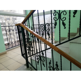 Перила металеві для торгово-офісних центрів