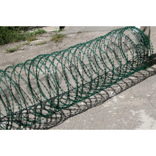 Колючая проволока Егоза Казачка с повышенной защитой от коррозии 450/3