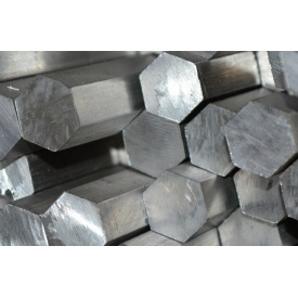 Шестигранник 19 мм ст.20