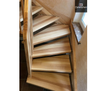 Изготовление деревянных лестниц на тетиве