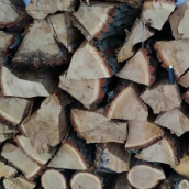 Дрова дубовые колотые по 40-50 см Drovianik, цена без доставки