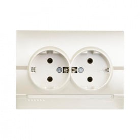 Розетка 2-ая с заземлением жемчужно-белый DERIY Lezard 702-3030-127B