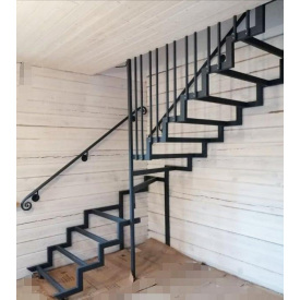 Металокаркас для сходів внутрішніх із чорного металу Legran