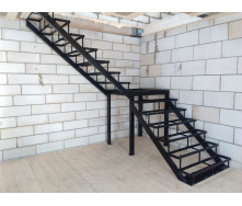 Лестницы металлические открытые прочные с грунтом Legran