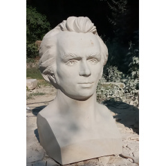 Скульптура з пісковика Olimp на замовлення Вінниця