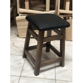 Табурет масив бука тонований м'який 450*300*300 мм.