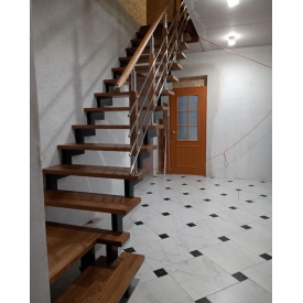 Лестница прямая металлическая прочная на двох косоурах Legran