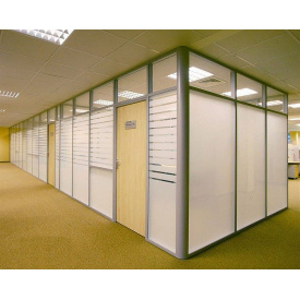 Алюминиевые перегородки для медучреждения, больницы, перегородки с покраской и пленкой на стекле