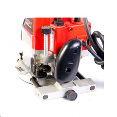 Машина фрезерная MPT PROFI 1800 Вт 23000 об/м 6-12 мм 65 мм Red (MRU1205) Городок