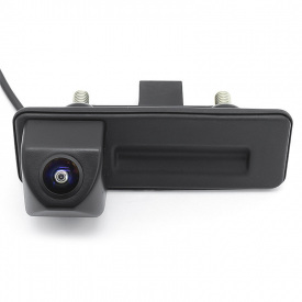 Камера заднего вида Lesko Skoda Octavia Fabia Superb Rapid Volkswagen Passat Touareg Sharan Tiguan Audi (2803)